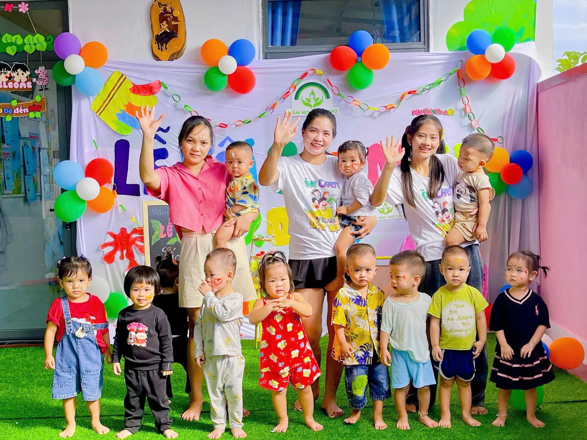 Lớp Nhà Trẻ (Từ 12 tháng – 36 tháng)