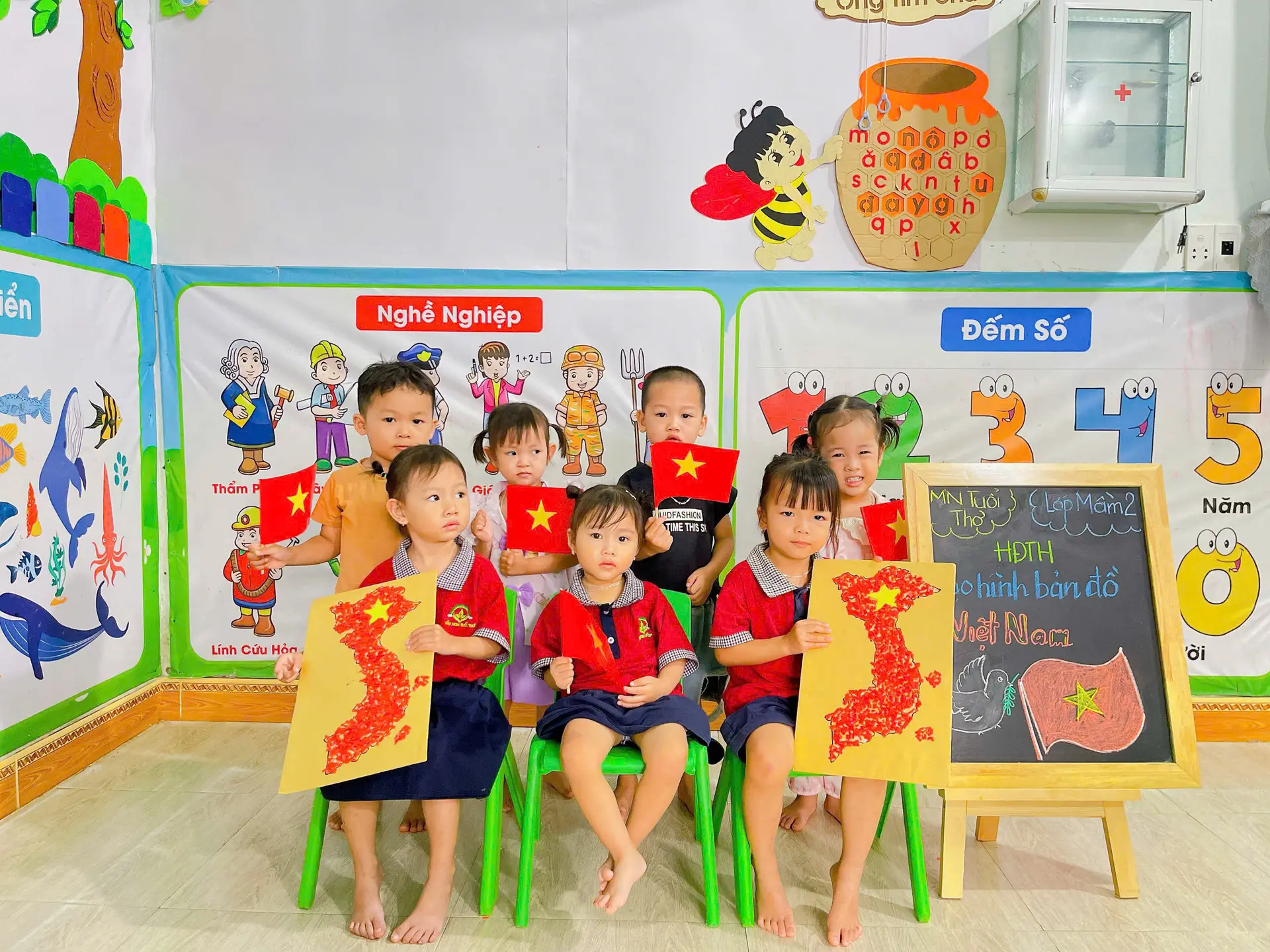 Lớp Mầm (Từ 3 tuổi – 4 tuổi)